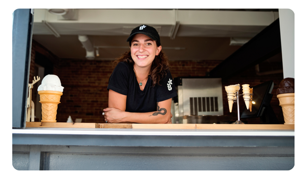 mujer dueña de heladeria en méxico-1